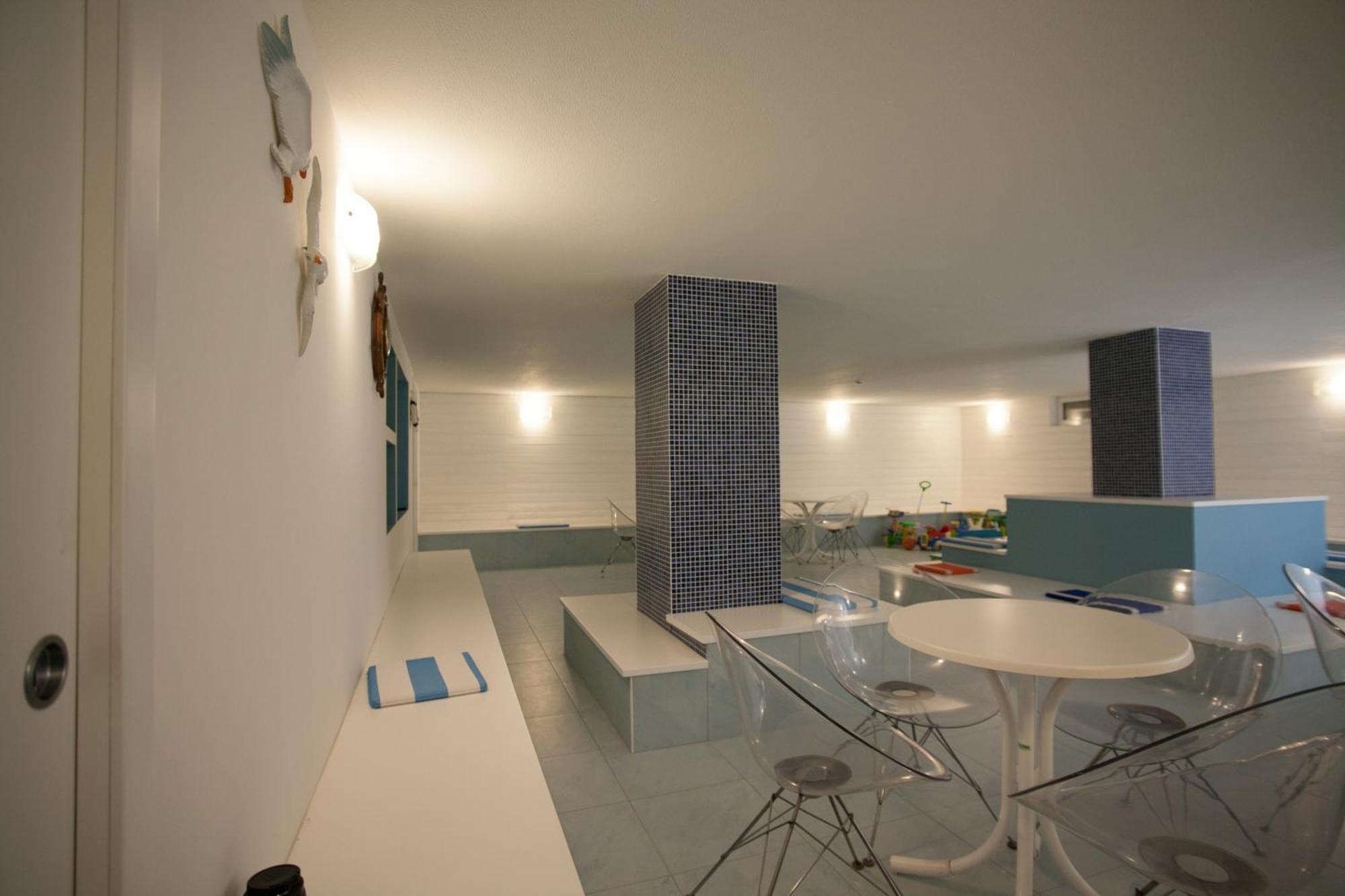 Hotel Meritime Bellaria-Igea Marina Esterno foto
