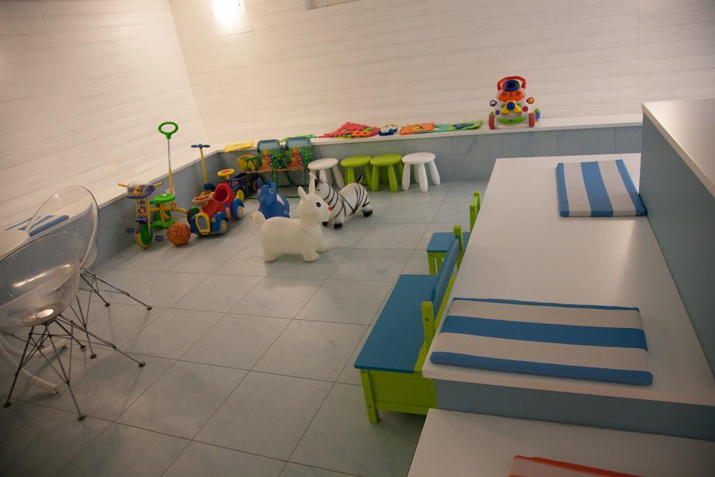 Hotel Meritime Bellaria-Igea Marina Esterno foto