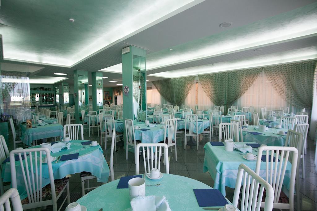 Hotel Meritime Bellaria-Igea Marina Esterno foto