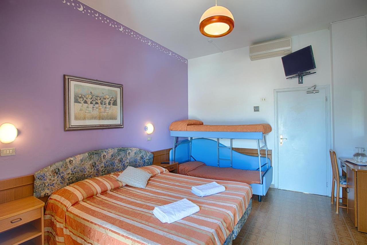 Hotel Meritime Bellaria-Igea Marina Esterno foto