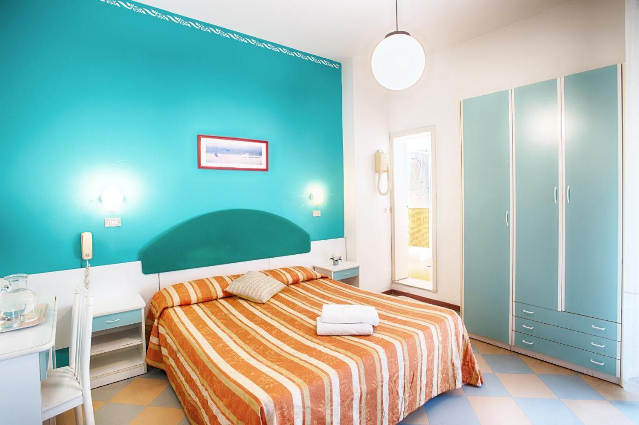 Hotel Meritime Bellaria-Igea Marina Esterno foto